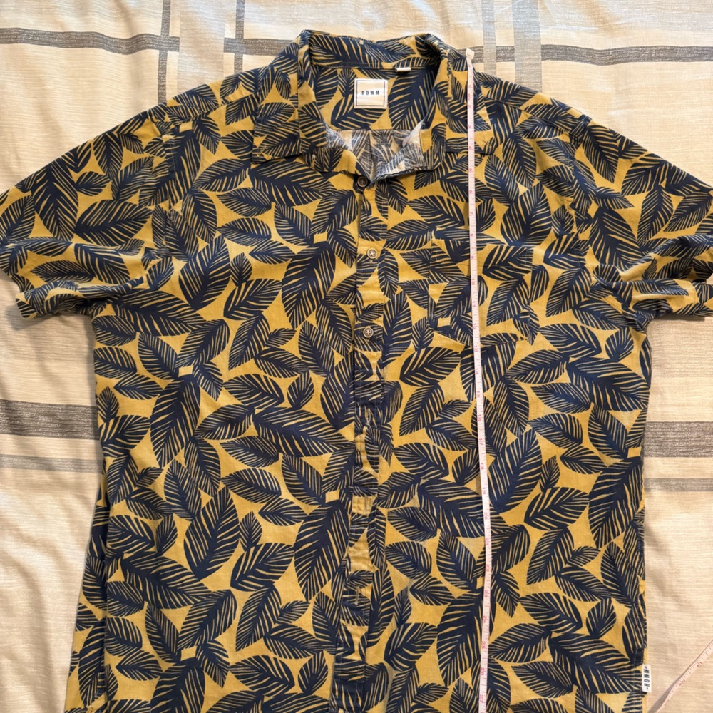 ROWM Casual Button Down Shirt with tropical leaf print XL